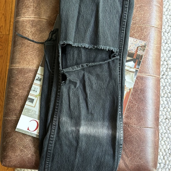 Re/Done Originals Washed Distressed Jeans - Picture 12 of 13